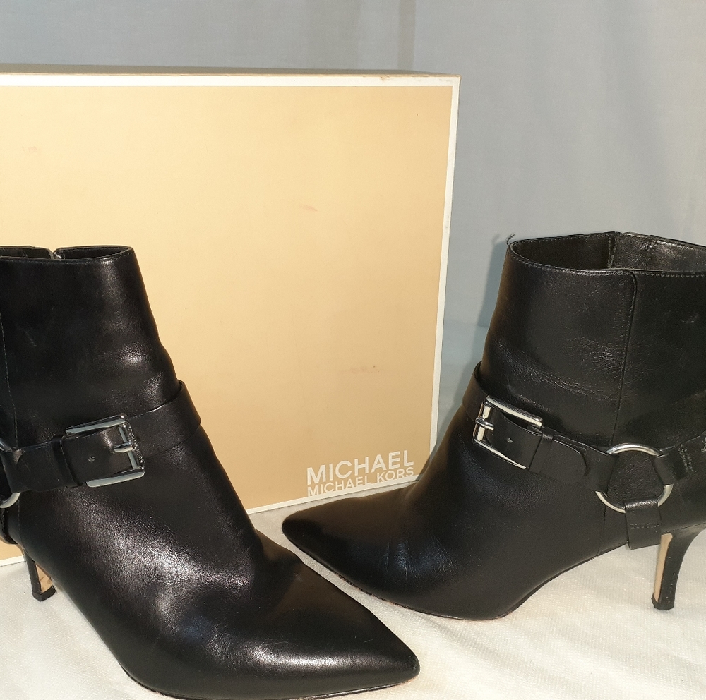 Michael Kors Half Cut Leather Boots